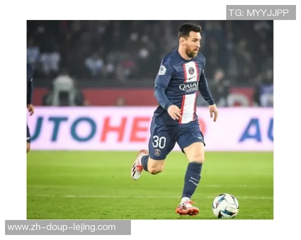 有望重返老东家，队报：或许签约之前，布纳-萨尔去梅斯练习